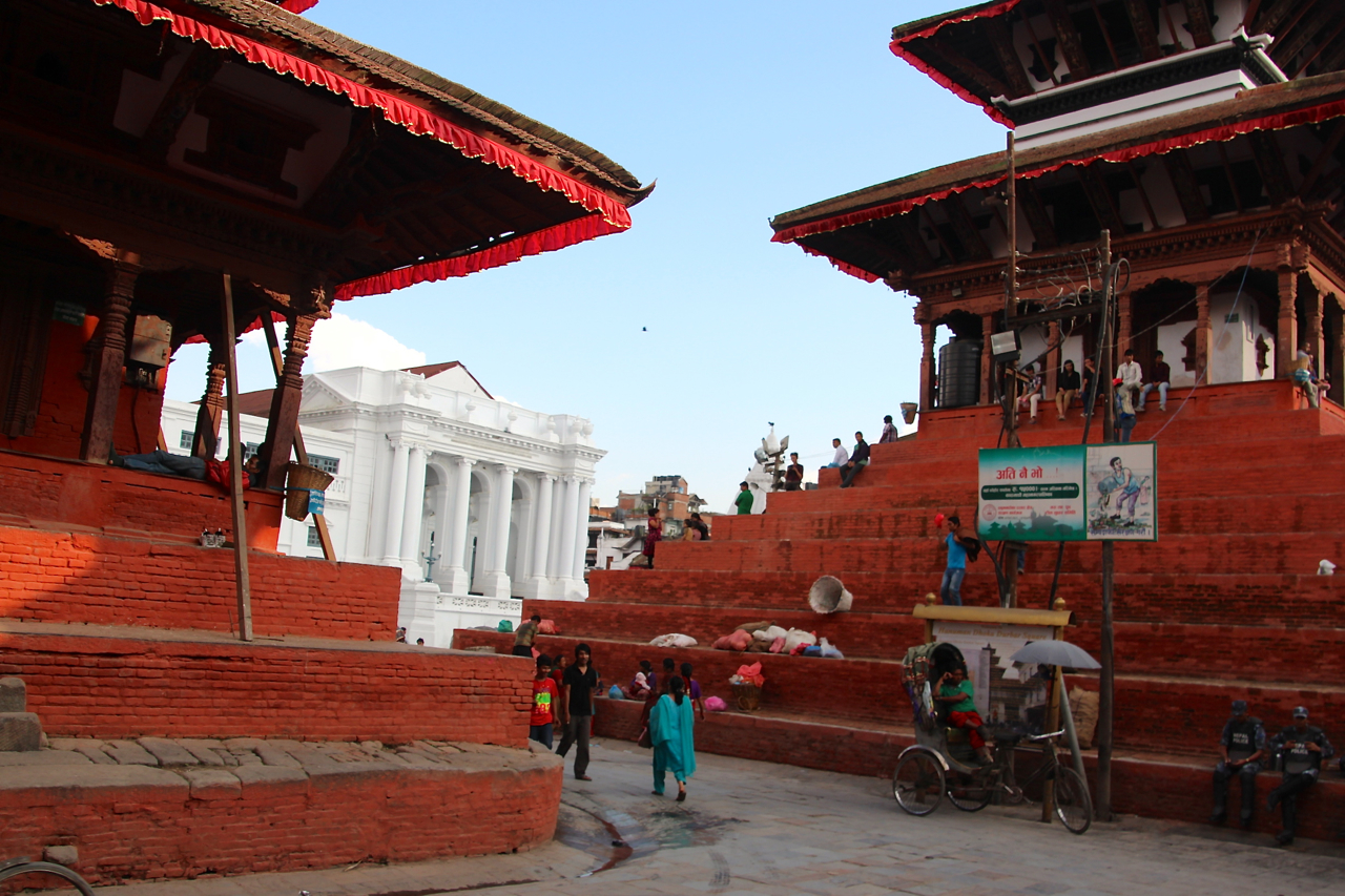 Kathmandu_Durba_Square_pushreset