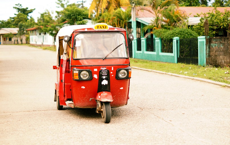 0.Tuktuk