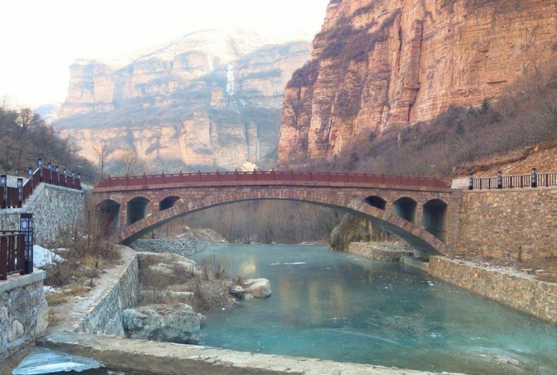 China-Henan-Taihang-Mountains-Peach-Blossom-Valley