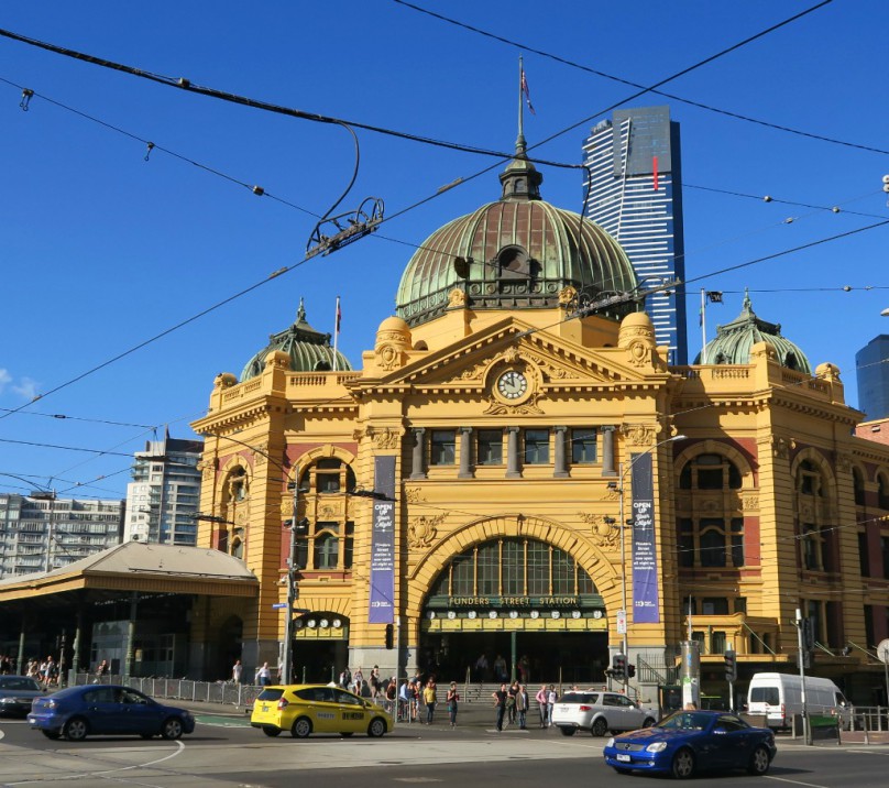 in Melbourne trifft man sich “under the clocks”