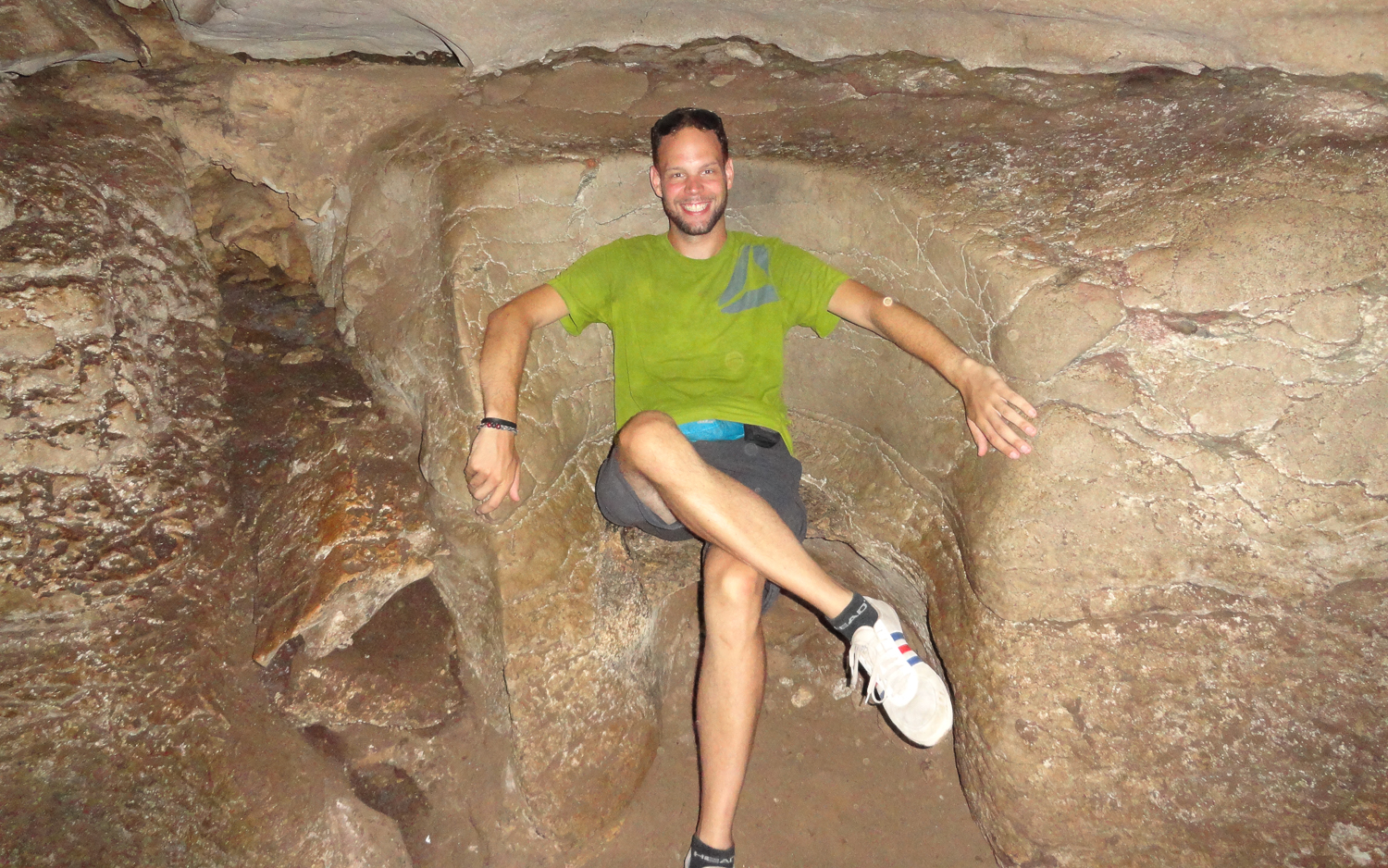 Amboni Höhle bei Tanga