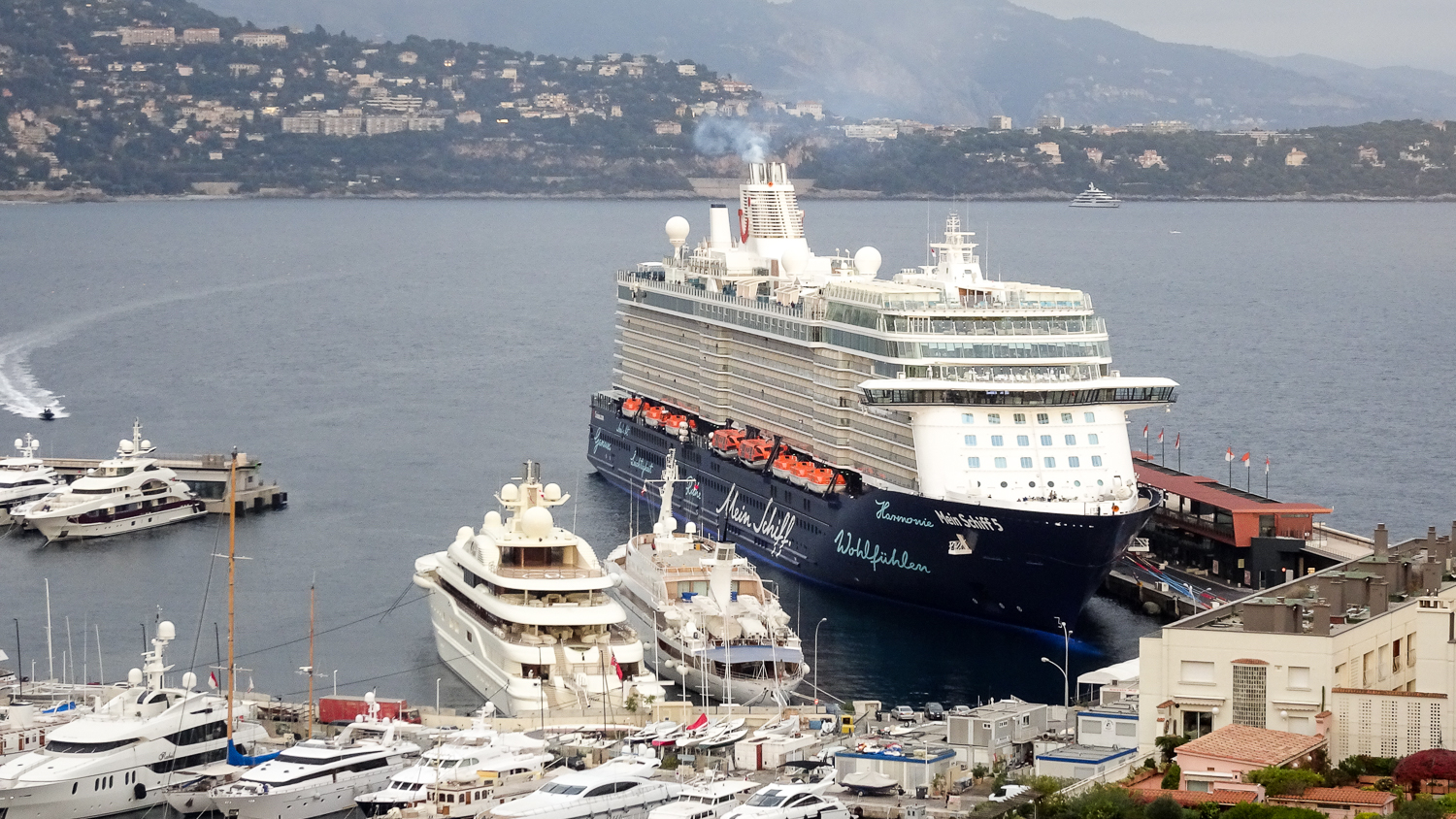 Mein Schiff 5 in Monaco