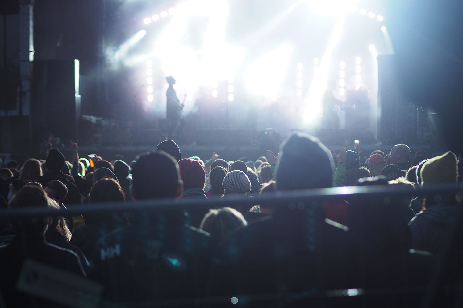 g_festival_faroeislands_stage_gegenlicht_www-oooyeah-de