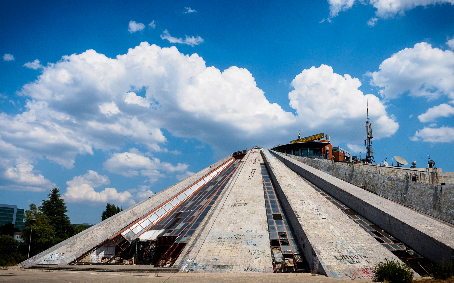 Pyramide von Tirana