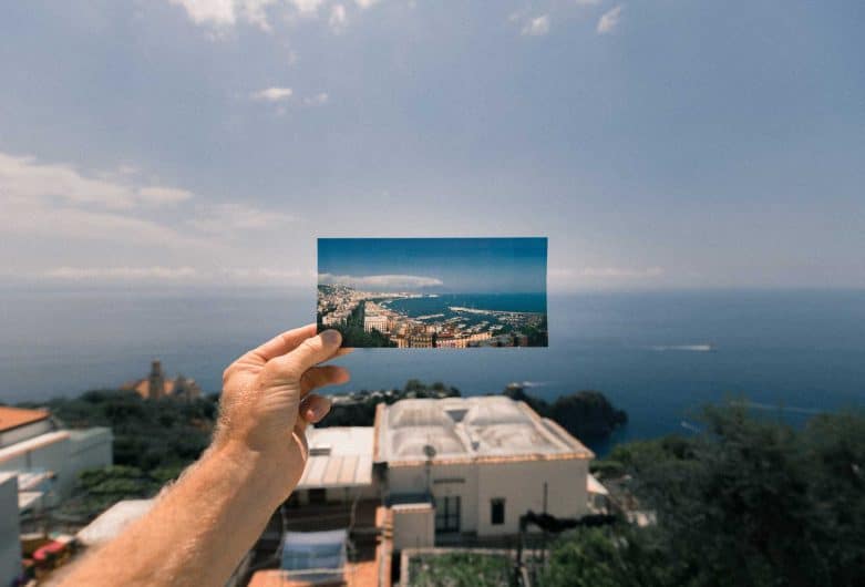 Ein Gruß aus dem Urlaub: deine Postkarte für Familie und Freunde