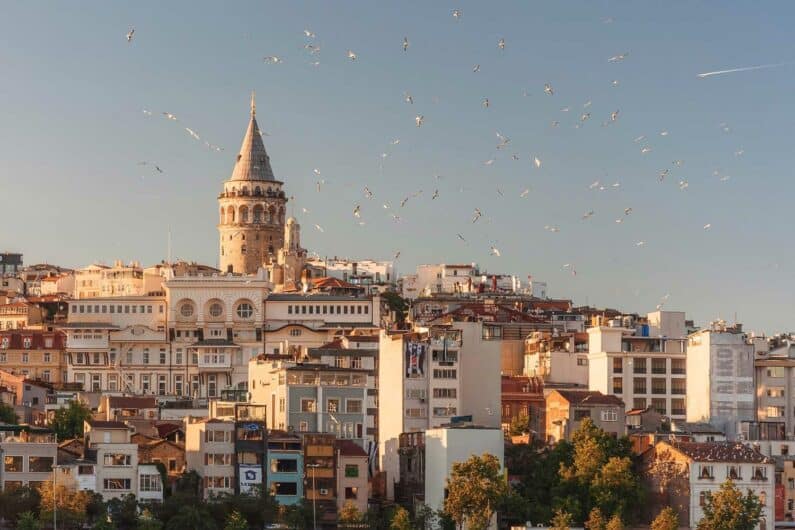 SIM-Karten von Holafly und Internet auf Reisen: Auch in der Türkei bist du erreichbar