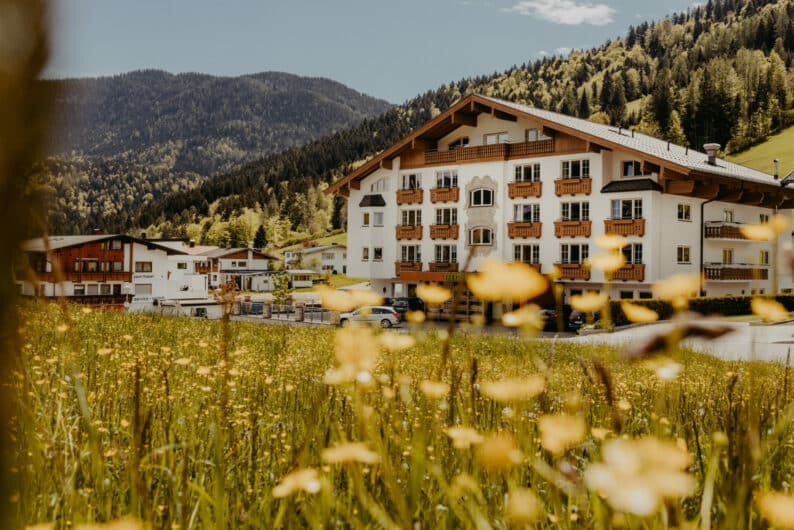 Urlaub in den Tiroler Bergen im Thierseerhof  