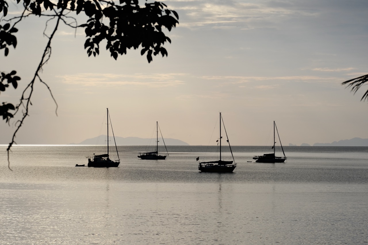 Sonnenuntergang in Thailand auf der Insel Koh Phayam